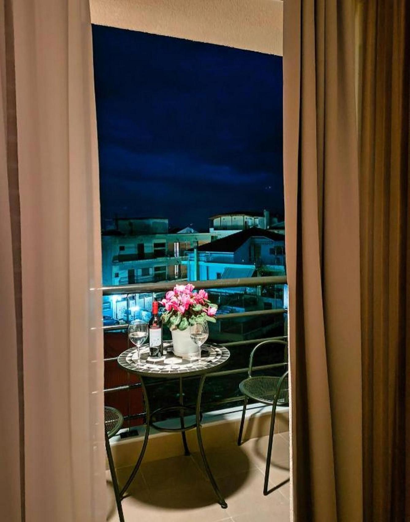 Centro Urban Suites Kalampáka Bilik gambar